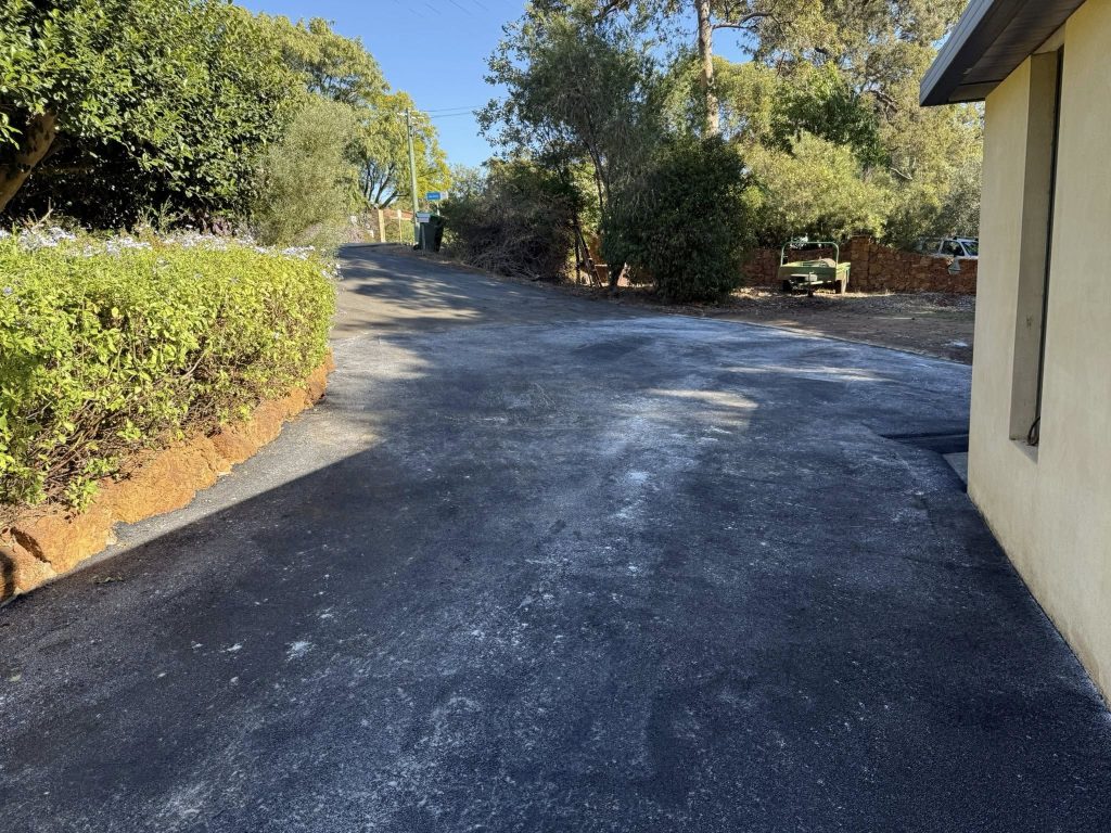 Asphalt Services in Lesmurdie | Bringing Driveways Back to Life